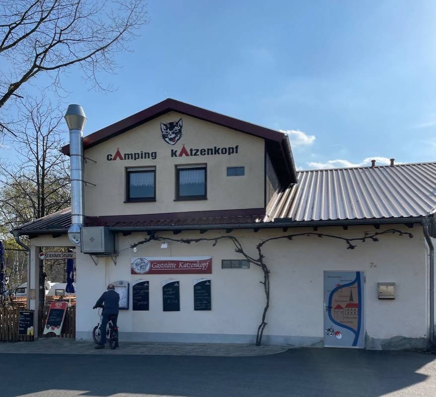 Camping Katzenkopf — Kamp yeri in Sommerach am Main 