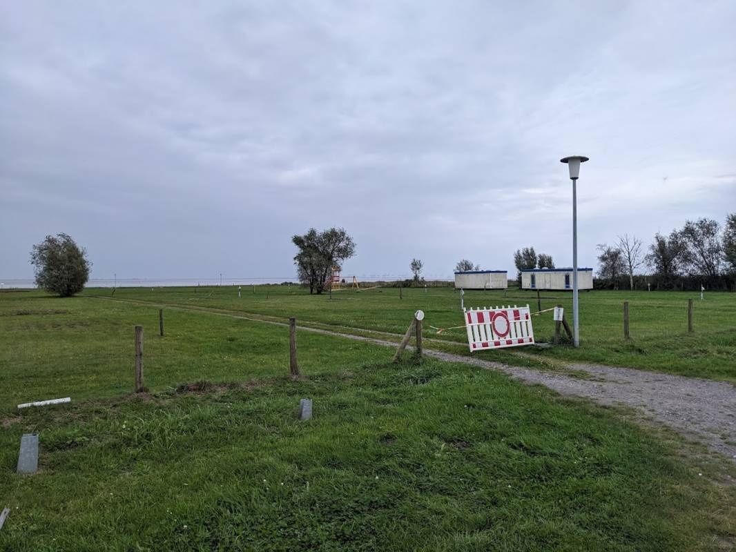 Regenbogen Fedderwardersiel — Campervan Site in Fedderwardersiel/Butjadingen