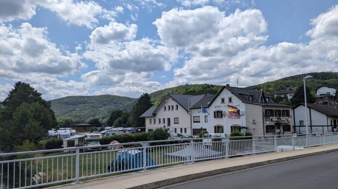 Haus Friedenstal — Camping in Nideggen