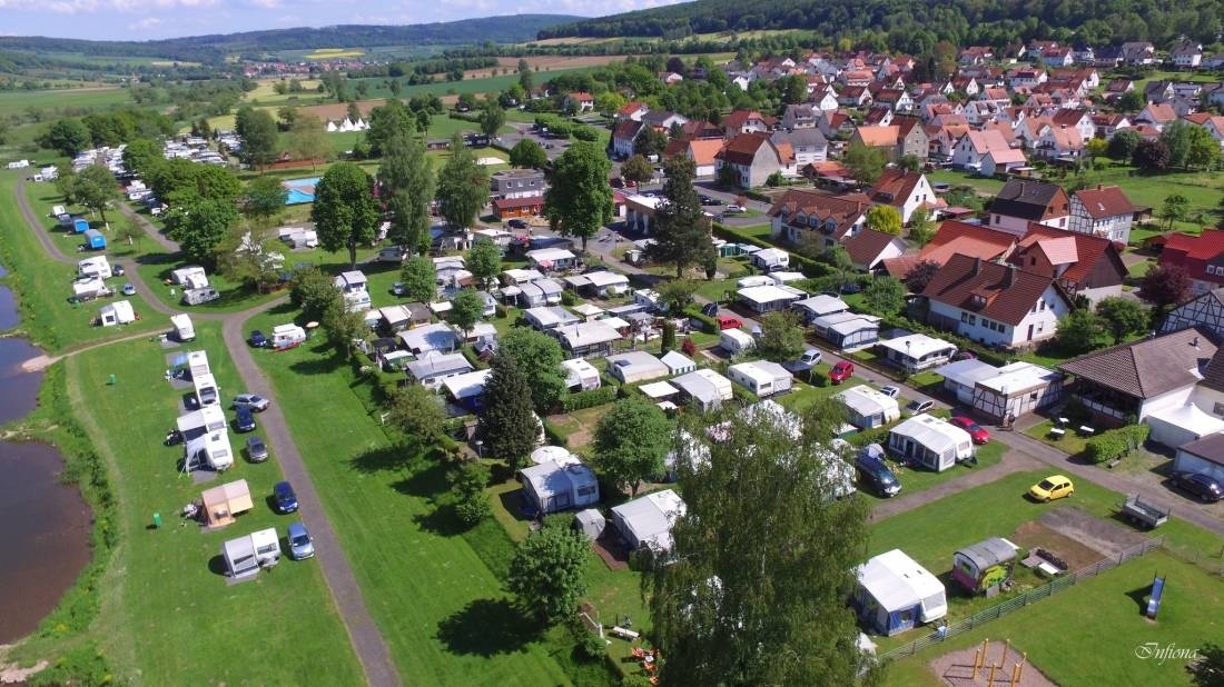 Camping Gieselwerder — Campingplatz in Oberweser/Gieselwerder / Hessen