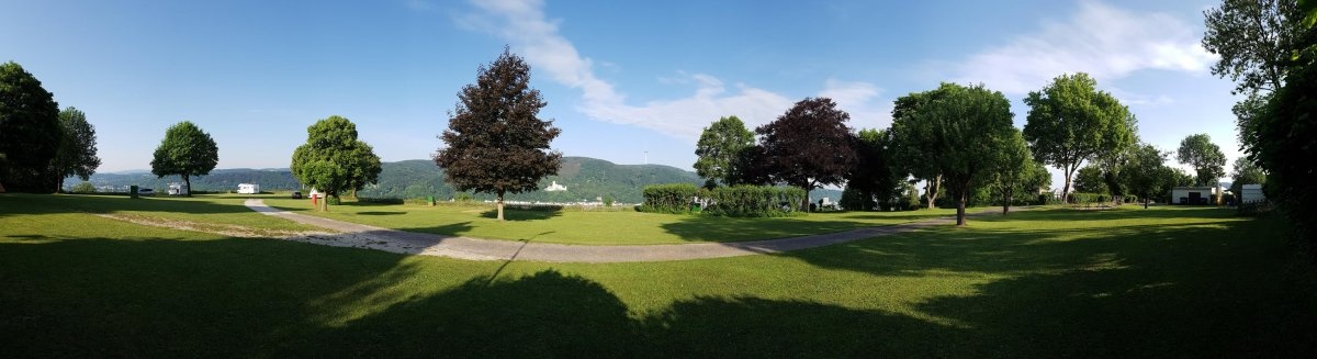 Campingplatz Burg Lahneck — Camping in Lahnstein