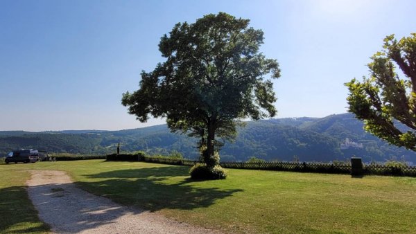 Campingplatz Burg Lahneck — Photo 5