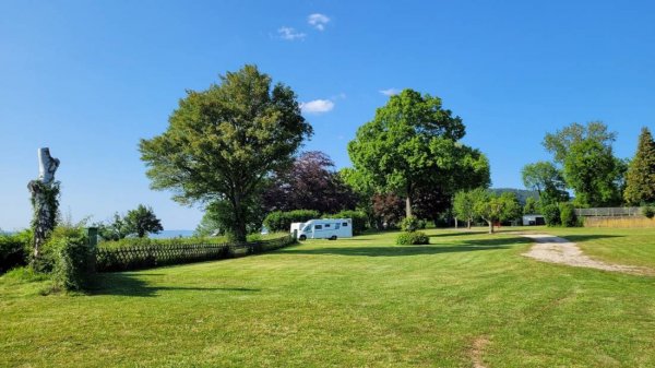 Campingplatz Burg Lahneck — Photo 4