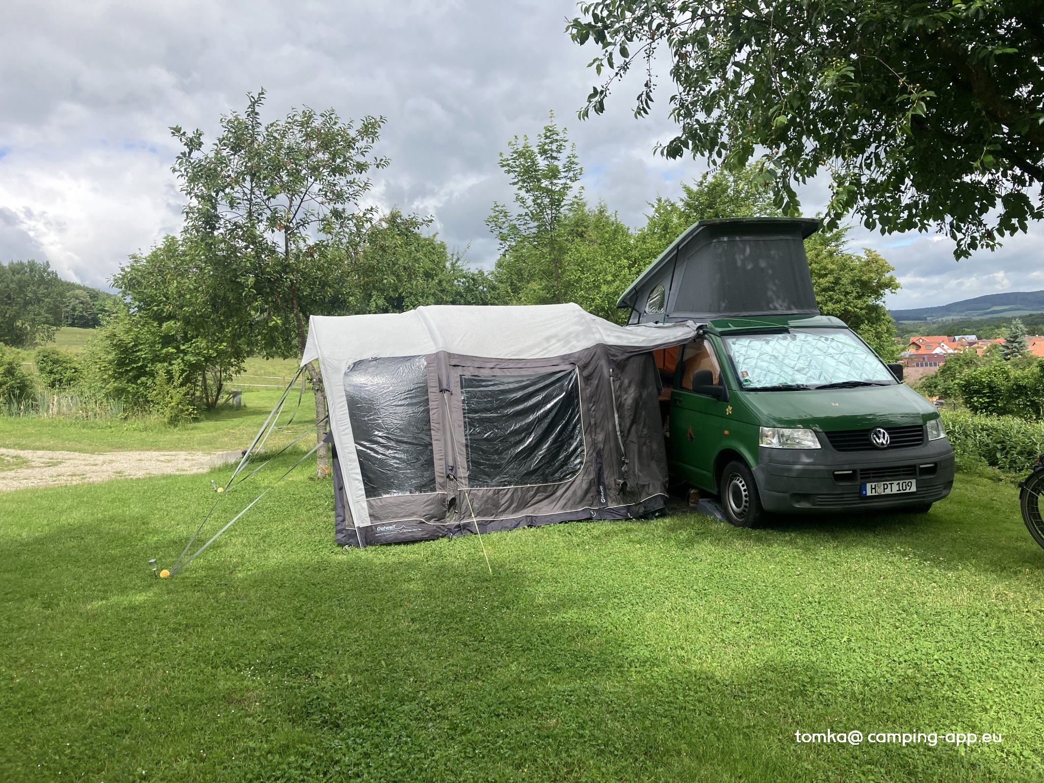 Bergwiese Thüringen — Kamp yeri in Thalwenden / Thüringen