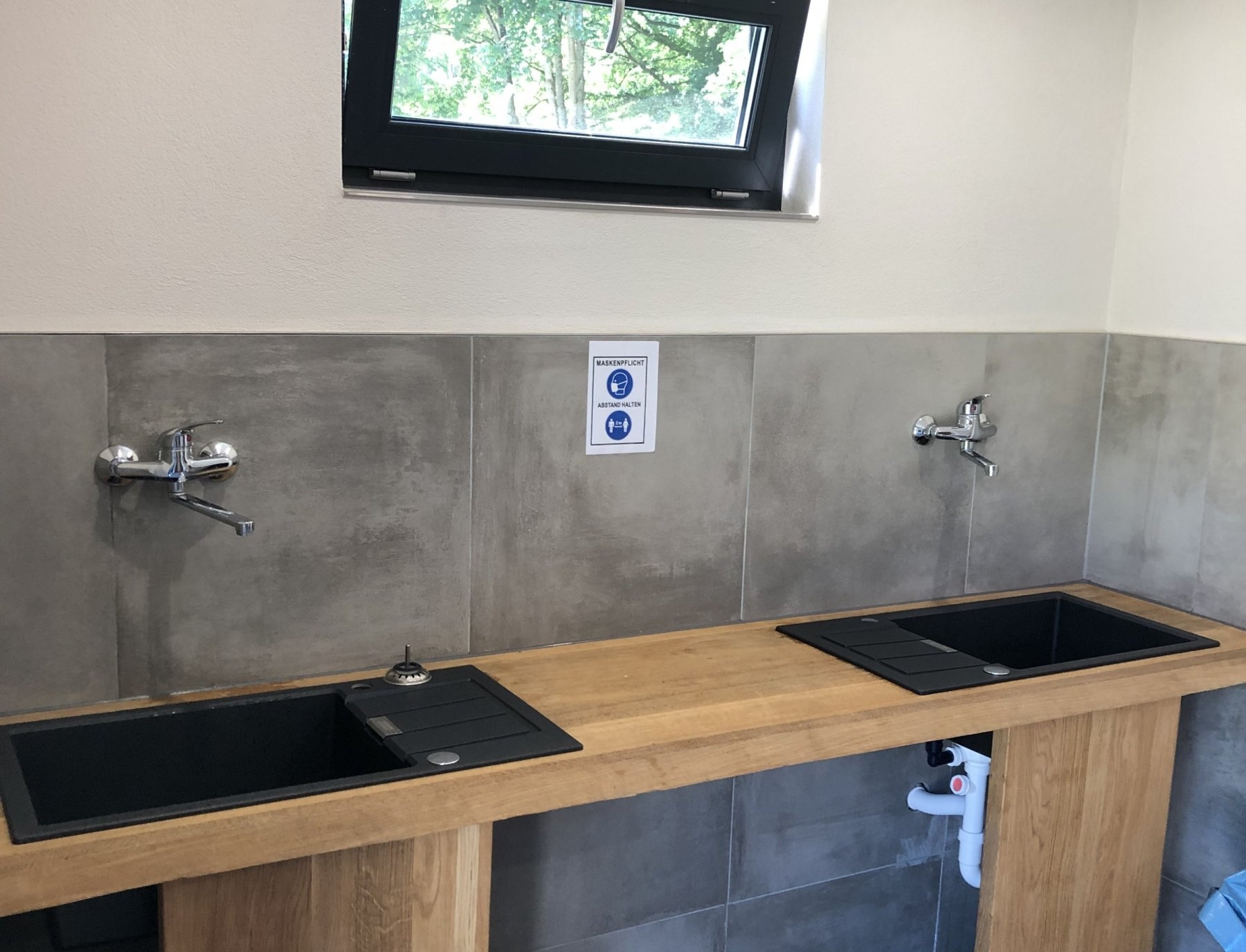 Camping Resort Limburg — Kamp yeri in Limburg an der Lahn / Hessen