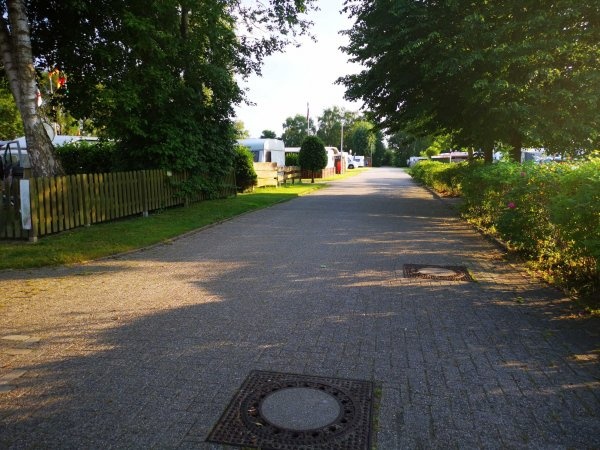 Campingplatz Knock — Kemping in Emden/Wybelsum / Niedersachsen