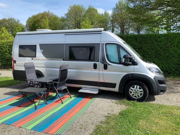 Campingplatz Schloss Kirchberg — Photo 2