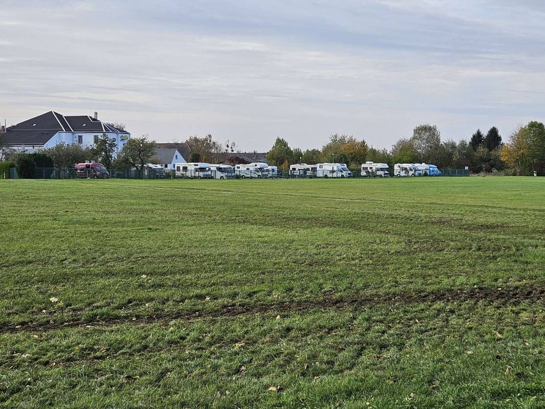 Camping-Stellplatz Struppen — Karavan Sitesi in Struppen / Sachsen