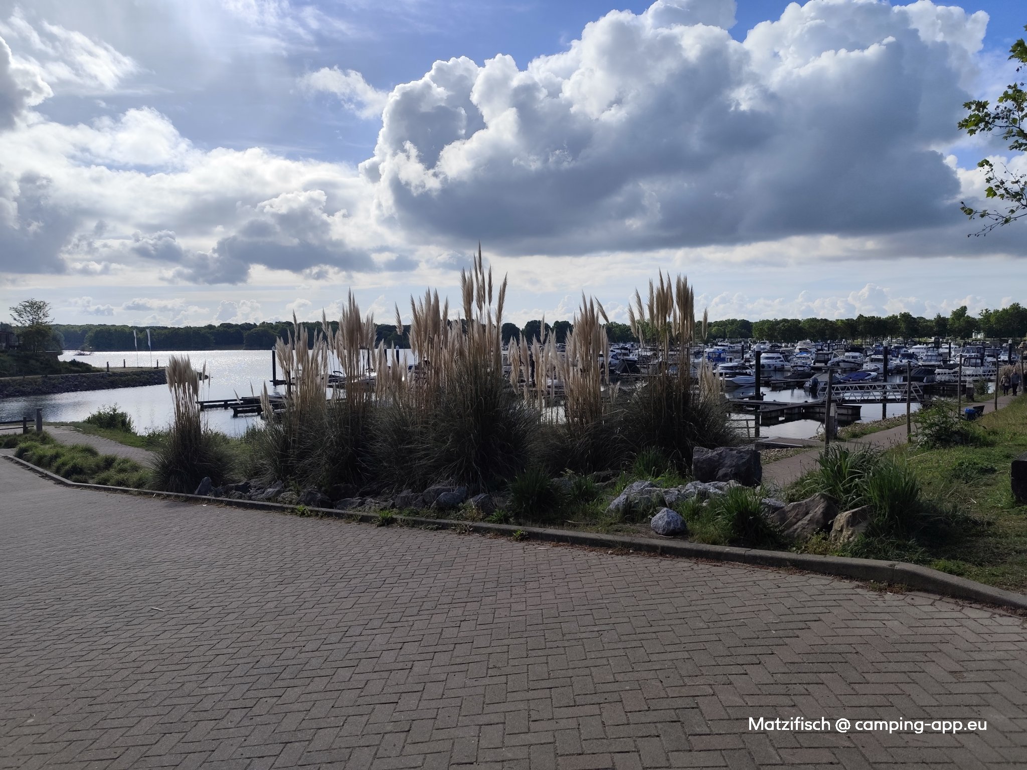 Vakantiepark Leukermeer ***** — Photo 2