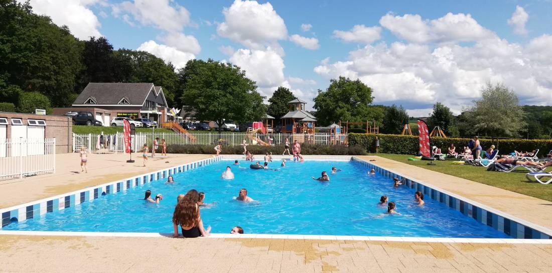 Terrassencaamping Osebos — Campingplatz in Gulpen