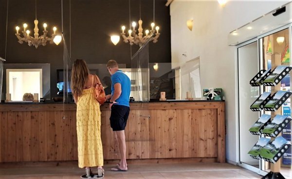 Vakantiepark De Twee Bruggen ***** — Photo 2