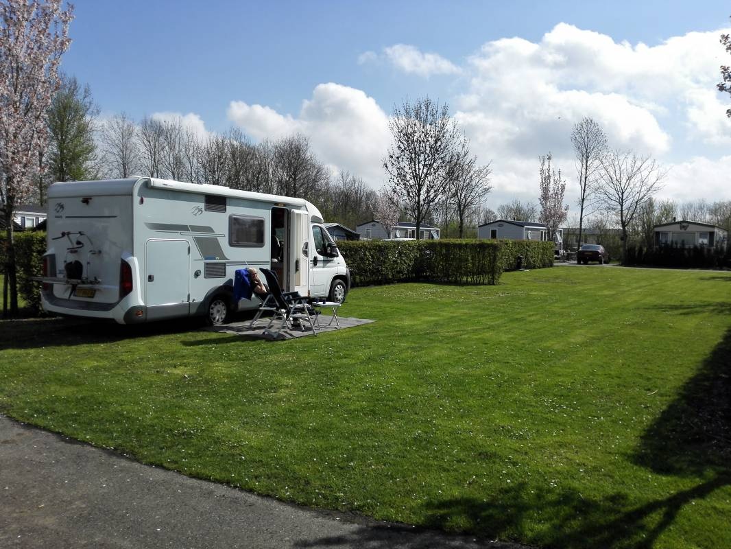 De Uitwijk Camping & Chaletparc — Campingplatz in De Heen