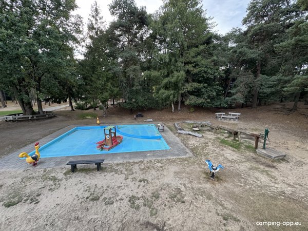Camping en Speelpark De Heldense Bossen — Foto 3