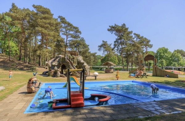 Camping en Speelpark De Heldense Bossen — Foto 6