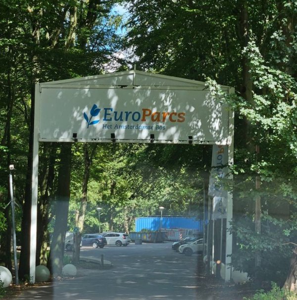 Vakantiepark EuroParcs Het Amsterdamse Bos — Photo 5