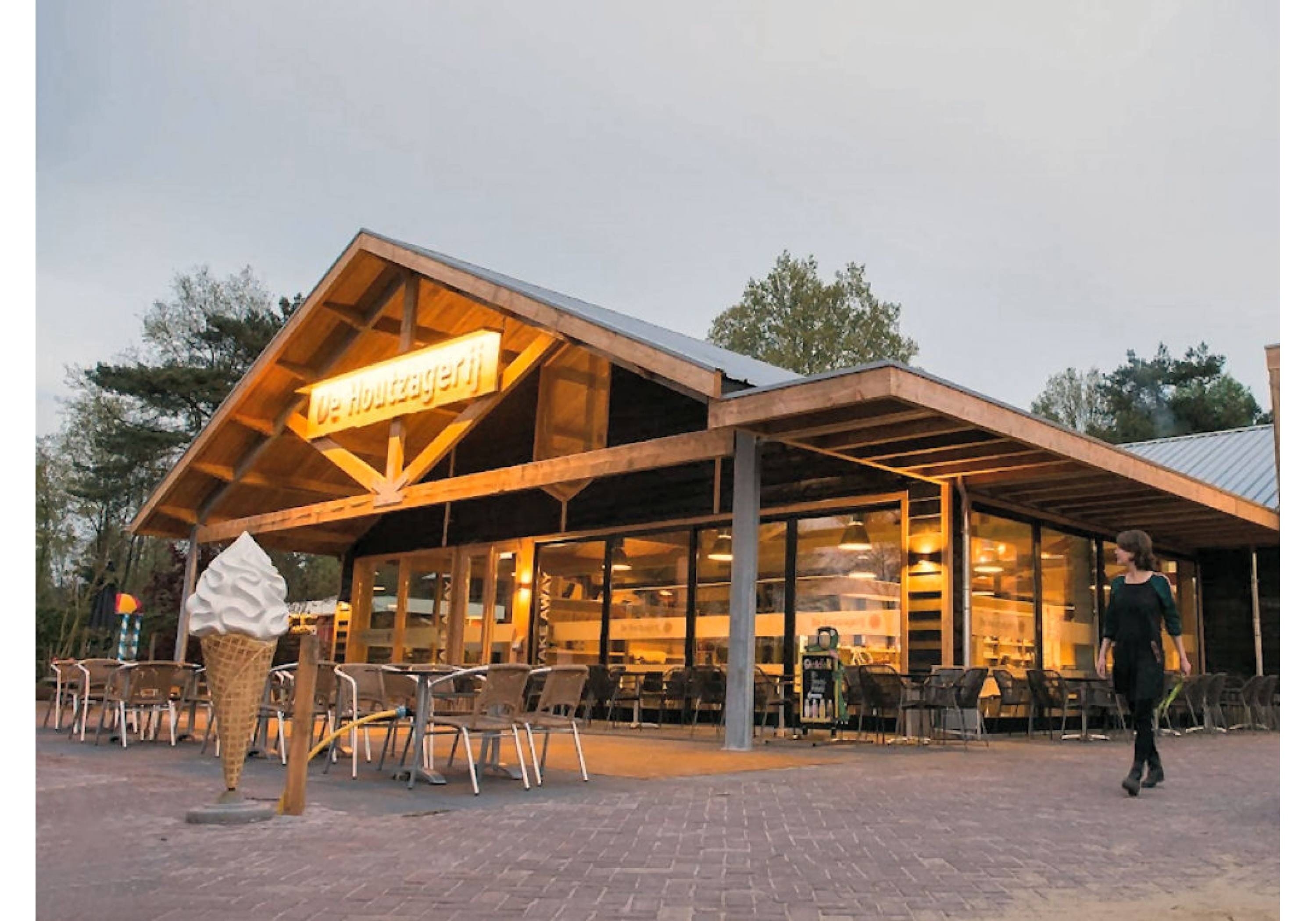 Vakantiepark EuroParcs De Wije Werelt — Kemping in Otterlo