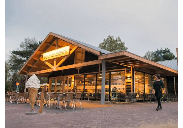 Vakantiepark EuroParcs De Wije Werelt — Foto 5