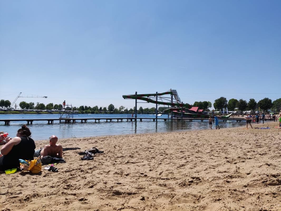 Camping Betuwestrand — Campingplatz in Beesd / Gelderland