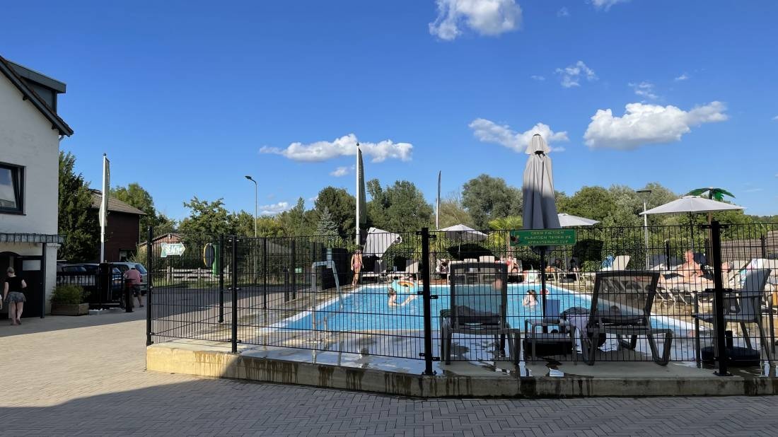 Camping Vinkenhof — Campingplatz in Schin op Geul/Valkenburg / Limburg