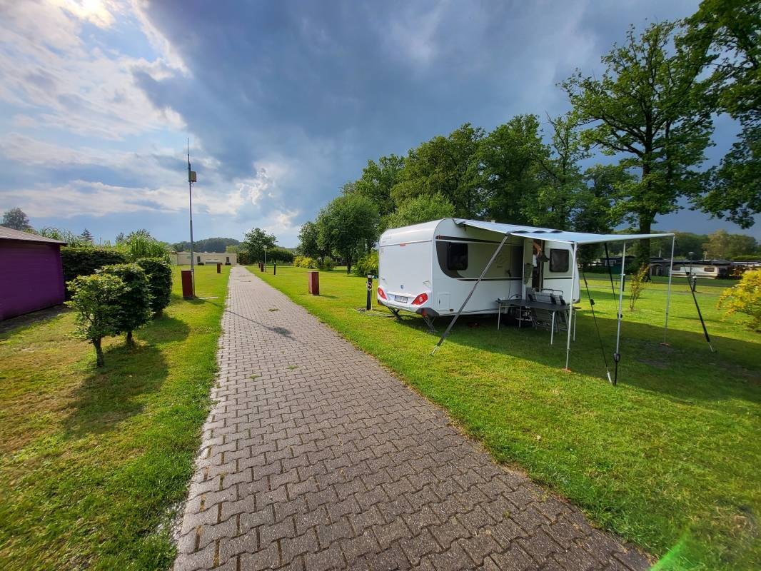 Camping De Harmienehoeve — Camping in Woold
