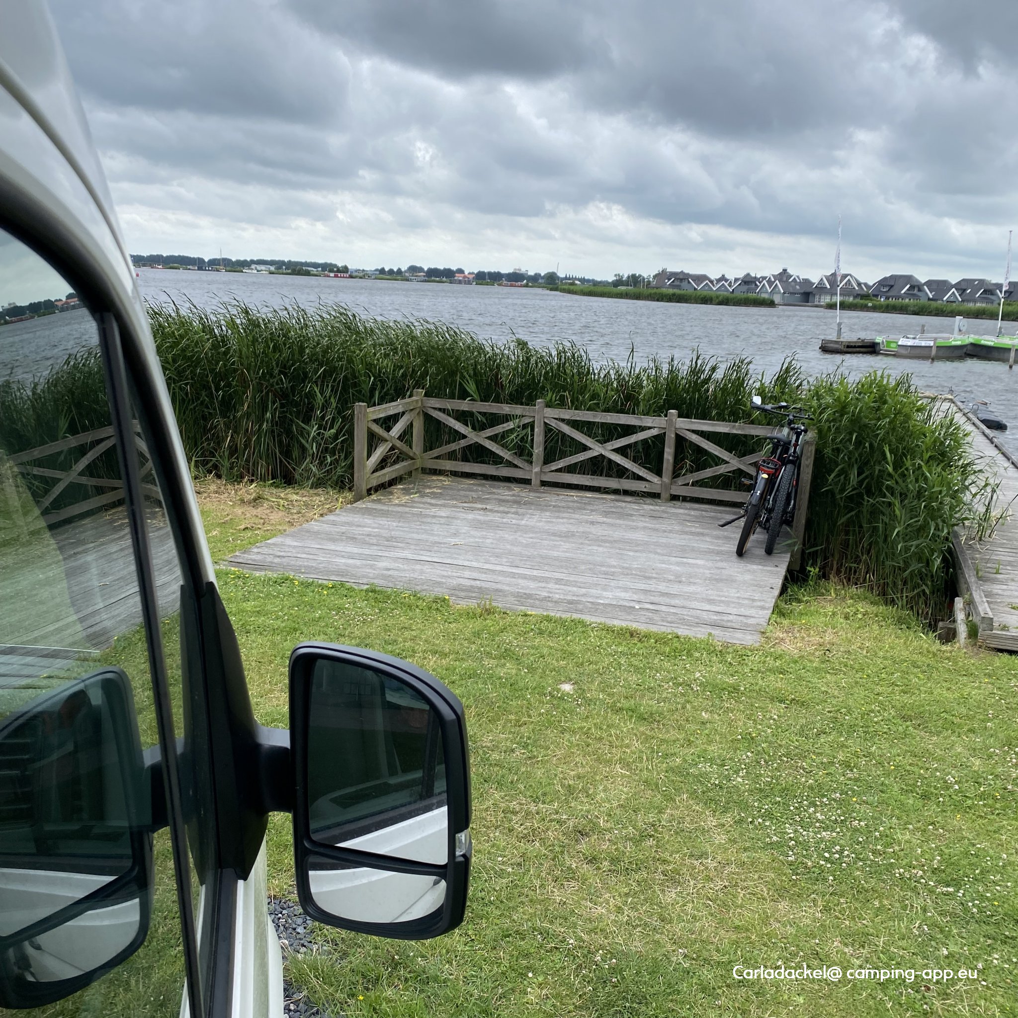RCN Vakantiepark De Potten - Camping en bungalowpark — Cámping in Offingawier