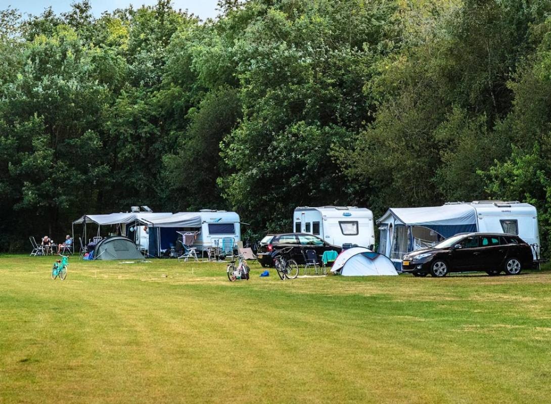 Camping Ronostrand — Campingplads in Een