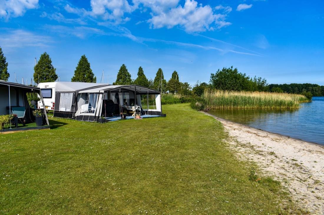 Strandparc Nulde — Campingplatz in Putten
