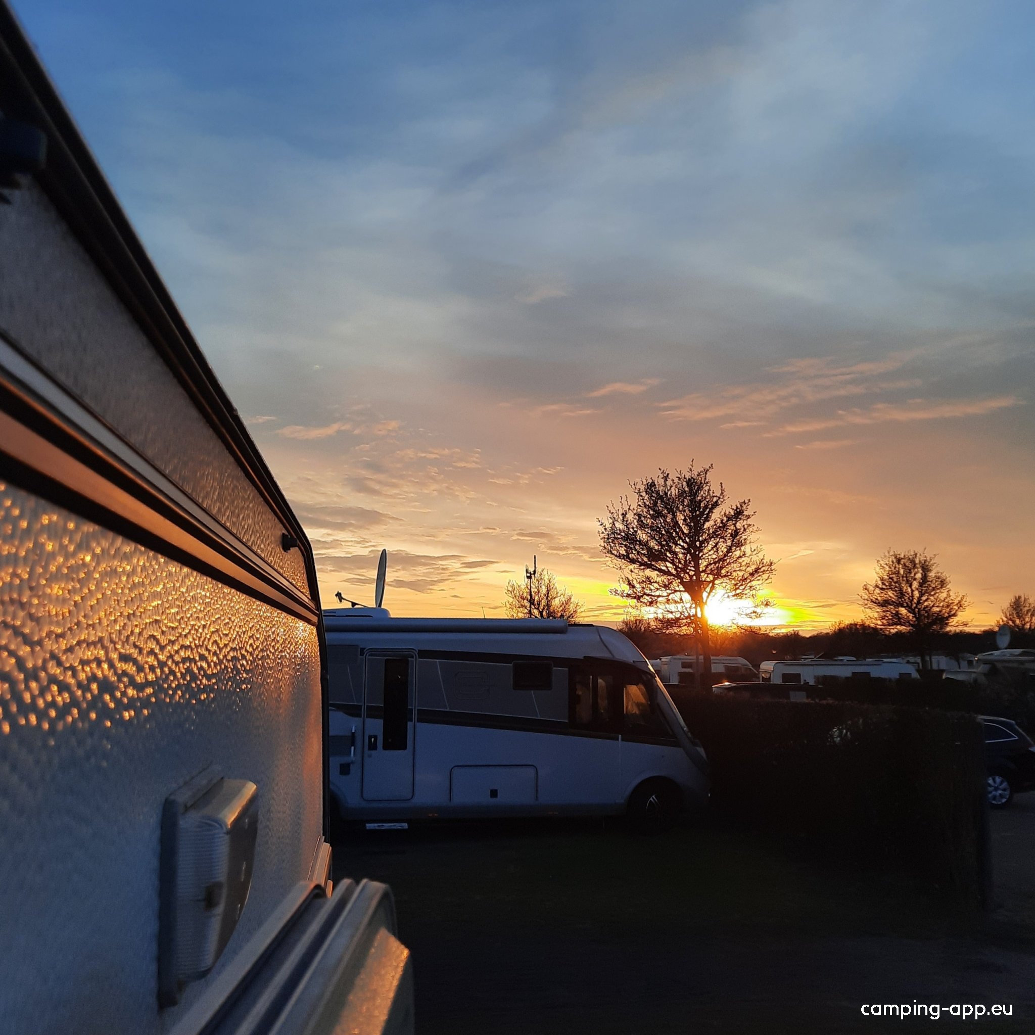 Ardoer Camping Julianahoeve — Kamp yeri in Renesse