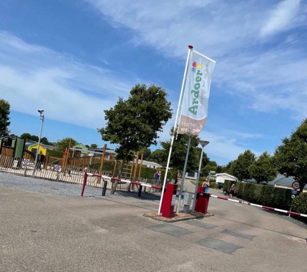 Strandcamping De Zwinhoeve — Photo 2