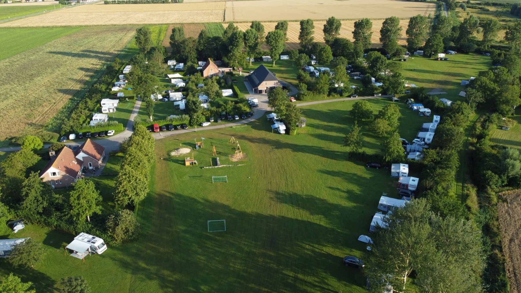 Camping Wielewaal — Місце для кемпінгу in Cadzand / Zeeland