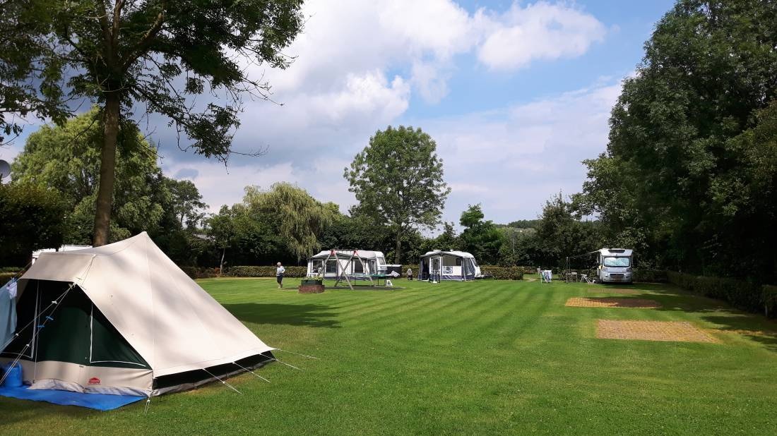 Minicamping De Geelders — Campingplatz in St. Oedenrode / Noord-Brabant
