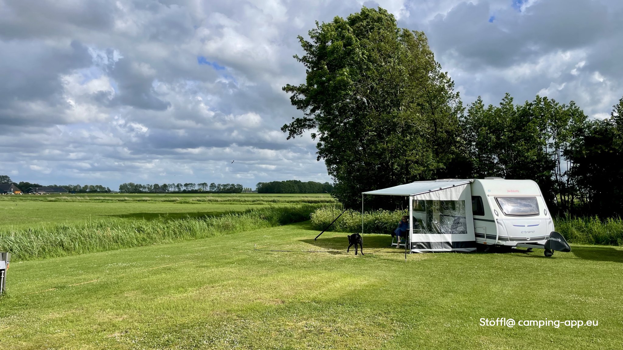 Recreatiebedrijf de Blikvaart — Campingplatz in St. Annaparochie