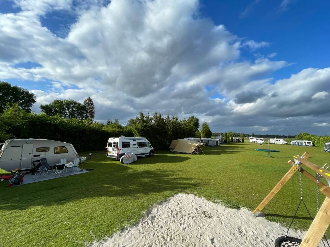 Camping De kleine Reus — Area da campeggio in Schoonoord
