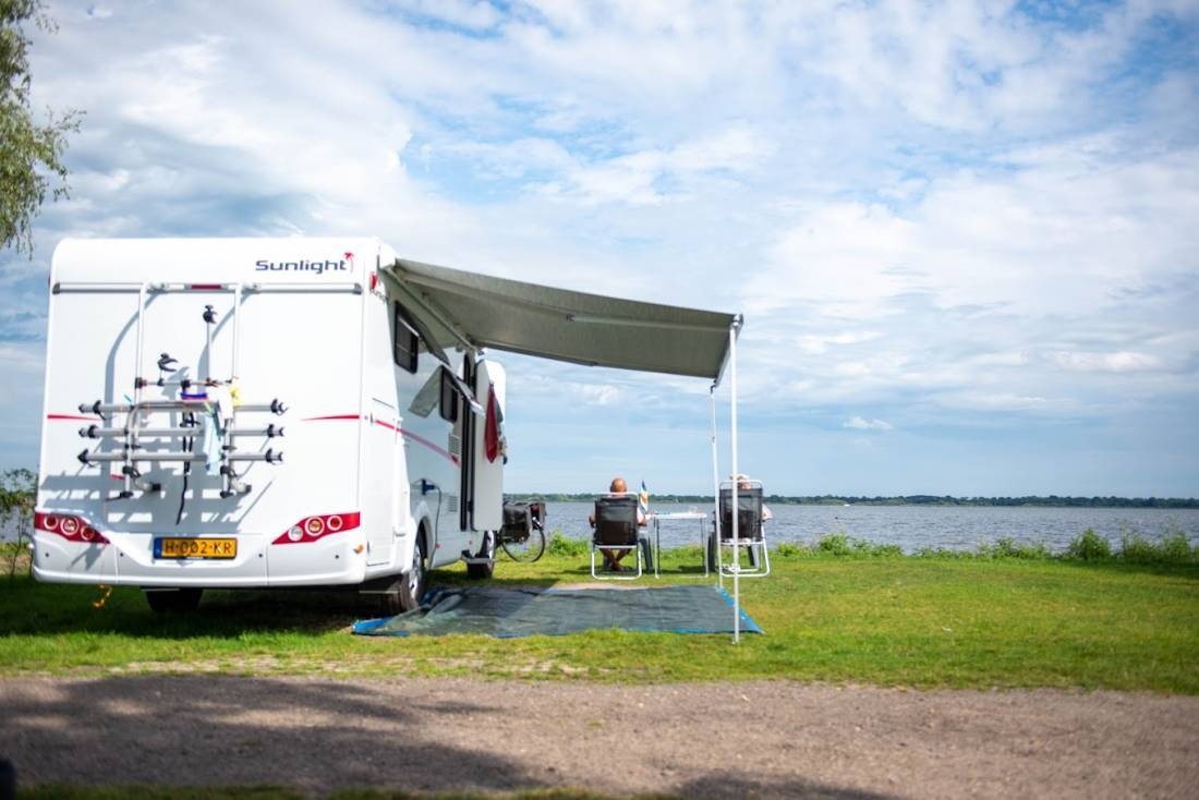 Vakantiepark Bergumermeer — Sítio de acampamento in Sumar