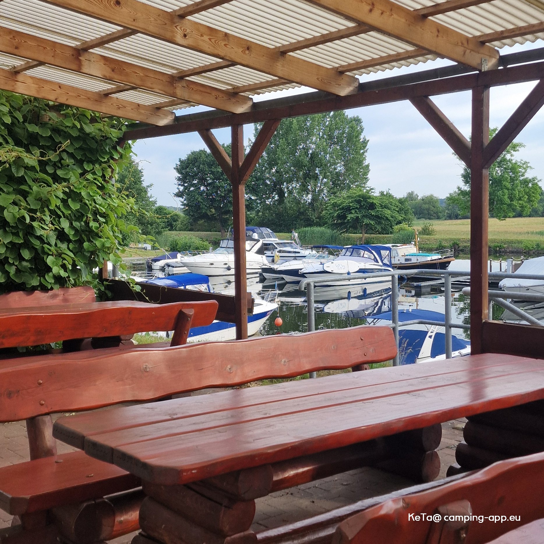 Stellplatz an der Marina Wesenberg — Photo 6