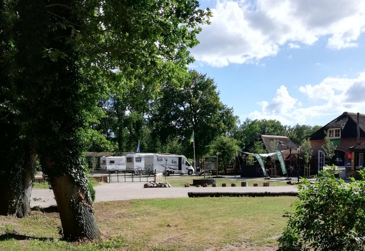 Camping Starnbosch — Kemping in Dalfsen / Overijssel