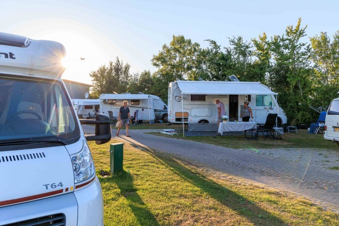 Vakantiepark De Kuilart — Campingplatz in Koudum / Friesland