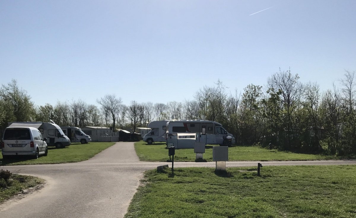 Recreatie De Zeehoeve — Area da campeggio in Harlingen