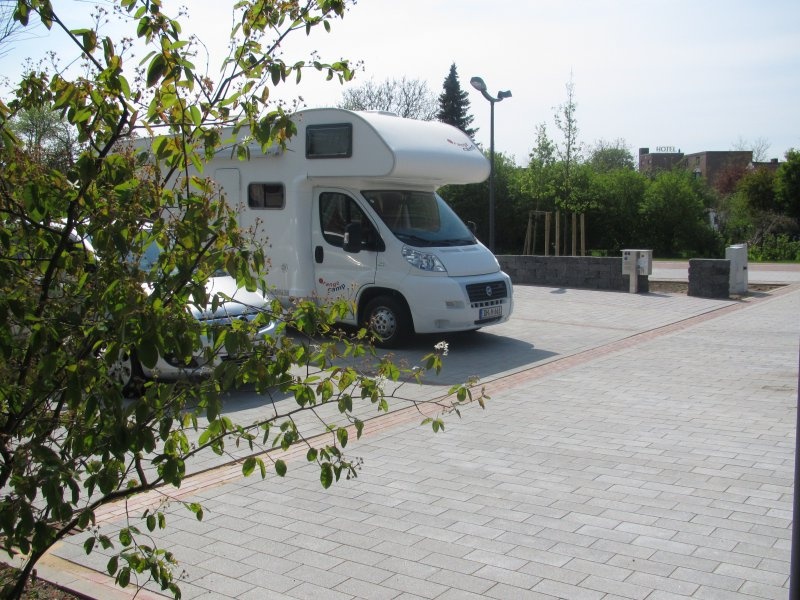 Stellplatz Midden int Dörp Barnstorf — Aire camping car in Barnstorf
