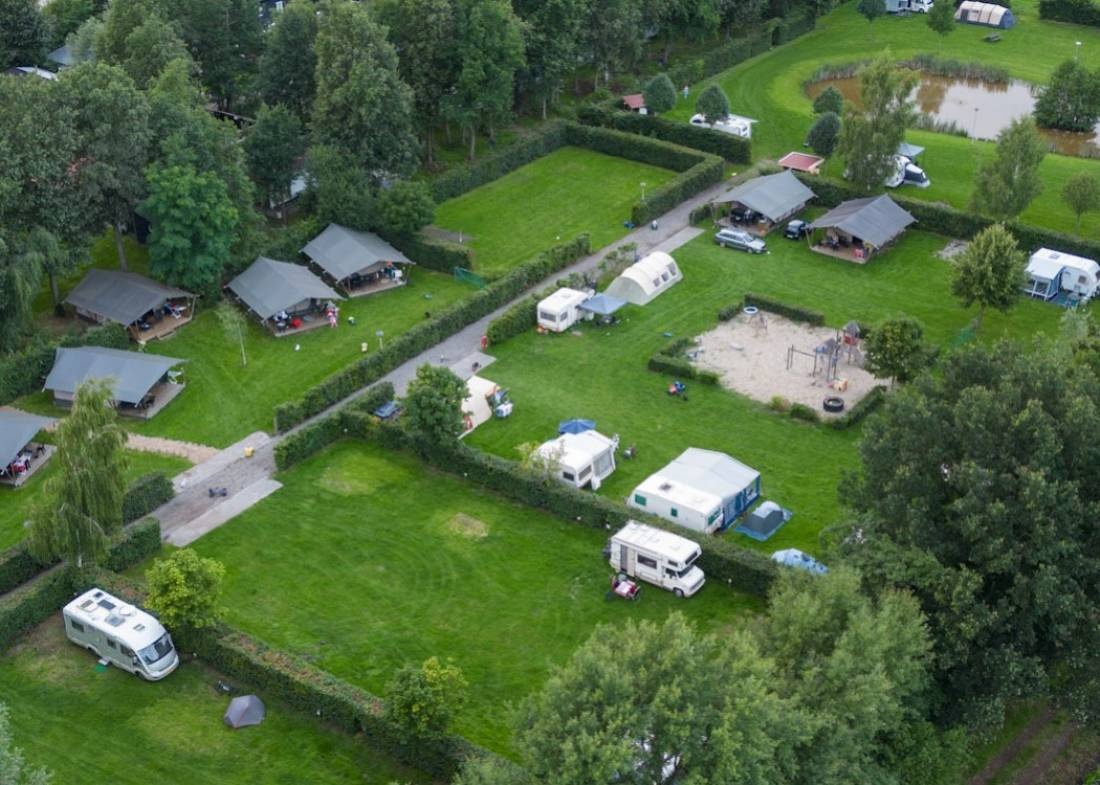 Camping Emmen — Kamp yeri in Schoonebeek / Drenthe