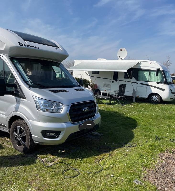 Camping Zeevangshoeve — Kemping in Edam