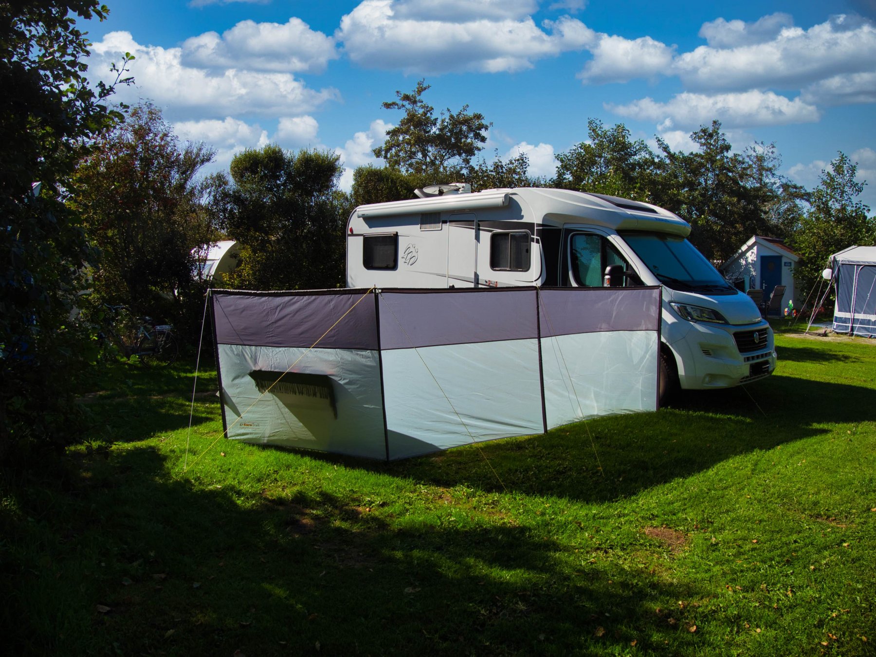 Aan Noordzee — Campingplads in Sint Maartensvlotbrug