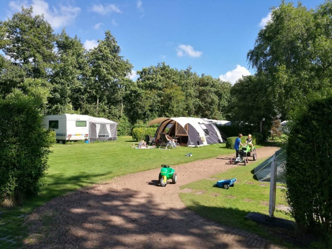 Camping 't Bullekroffie — Camping in Oudesluis / Noord-Holland