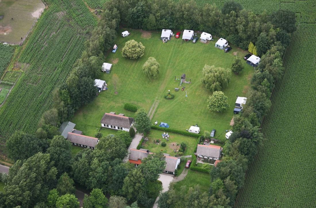 Minicamping Maya's Hoefke — Camping in Hoogeloon / Noord-Brabant