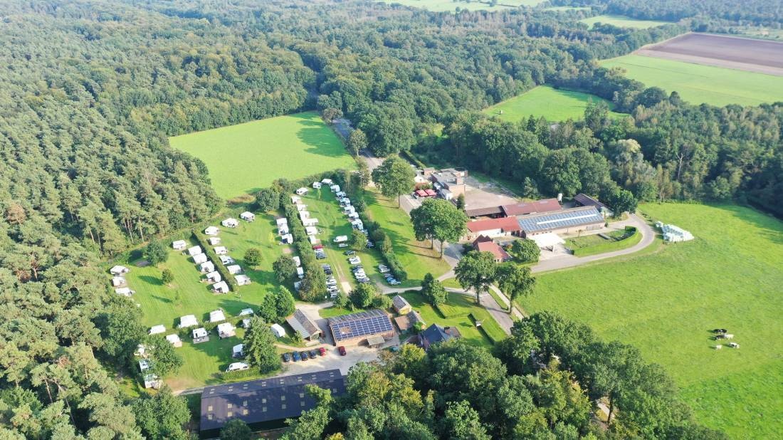 Boerderijcamping Aan de Grens — Campingplatz in Swalmen / Limburg