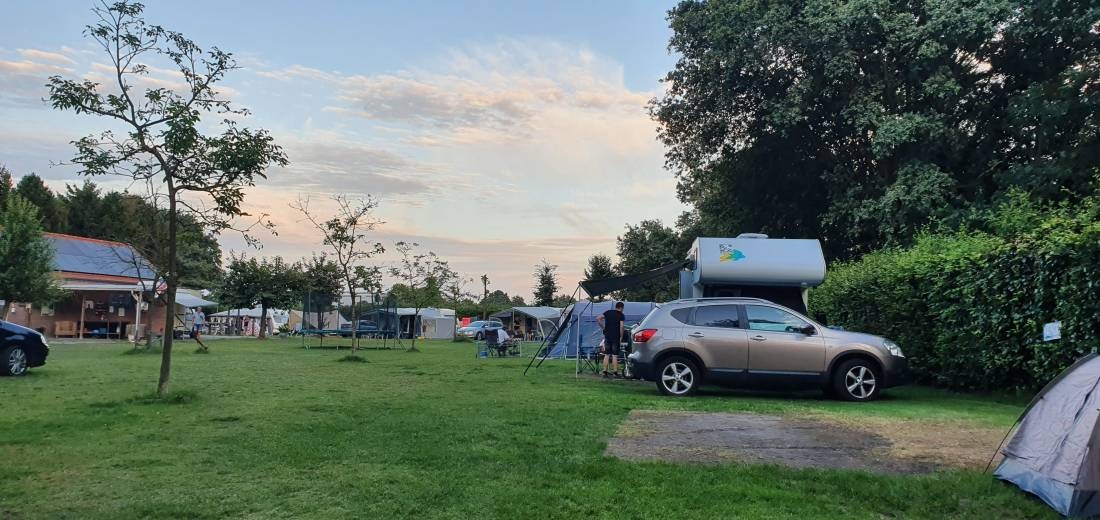 Mini Camping 't Haasje — Місце для кемпінгу in Grashoek