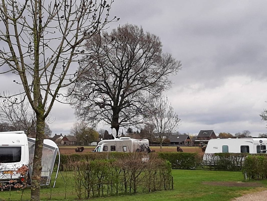 Camping en Vakantiehus 't Heike — Campingplatz in Lottum