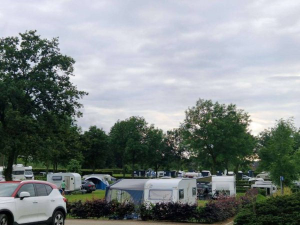 Familiecamping & Recreatiepark ’t Hemelke