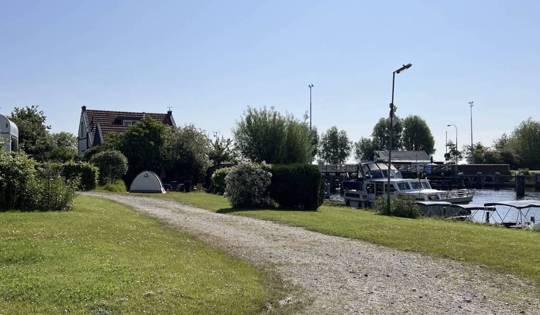 Camping Reitdiep — Campingplads in Warfhuizen / Groningen