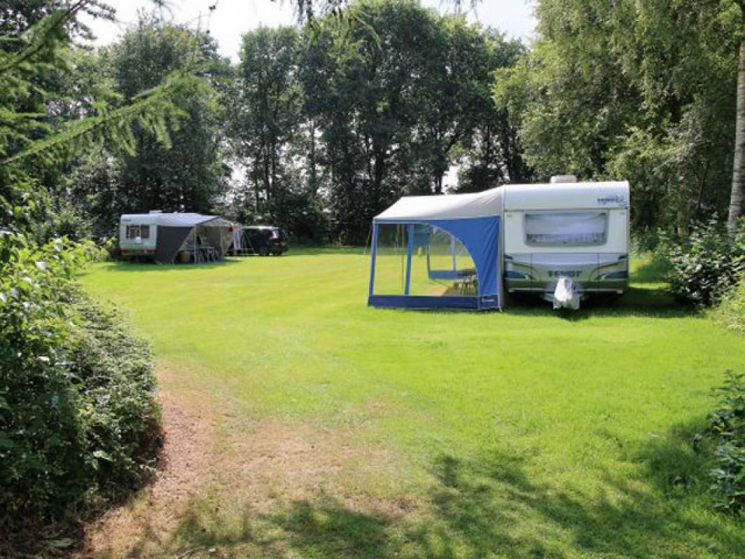 Camping De Warme Bossen — Kemping in Schoonloo